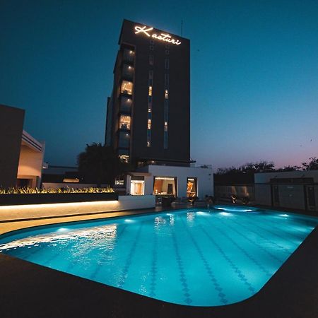 Hotel Kasturi Orchid Pāl Zewnętrze zdjęcie