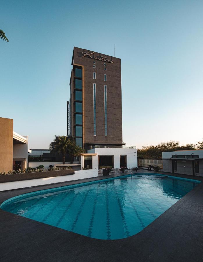 Hotel Kasturi Orchid Pāl Zewnętrze zdjęcie