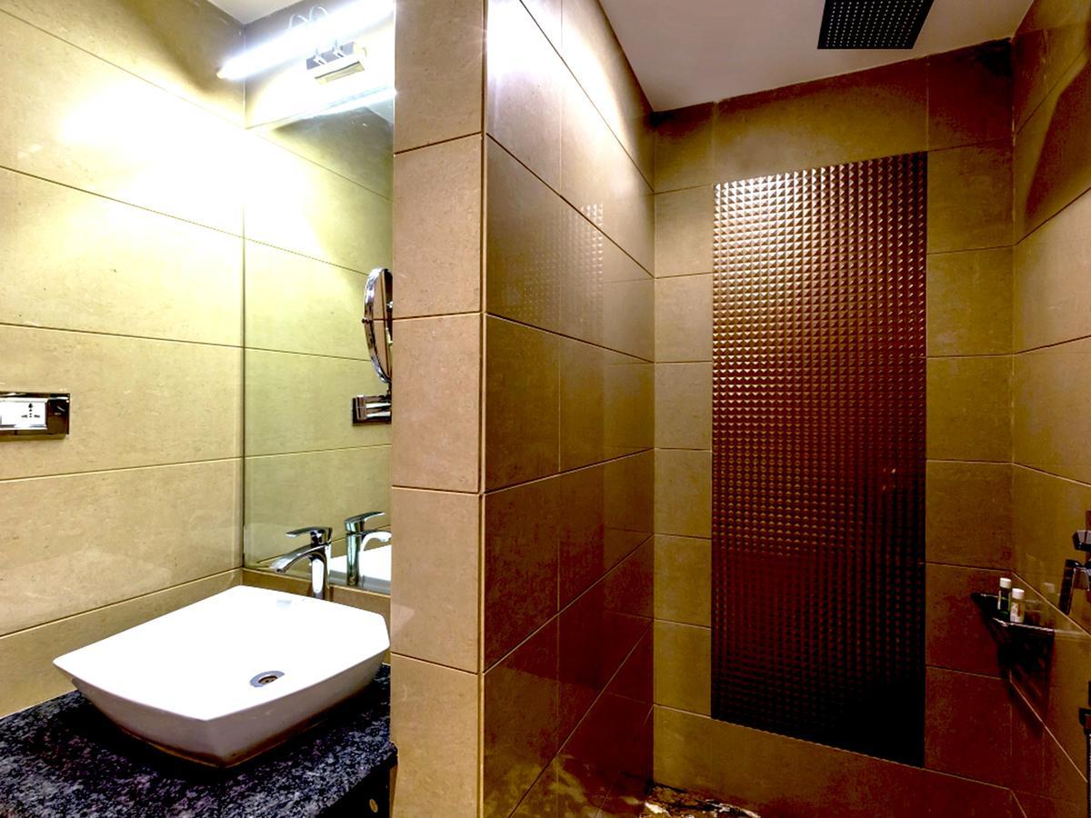 Hotel Kasturi Orchid Pāl Zewnętrze zdjęcie