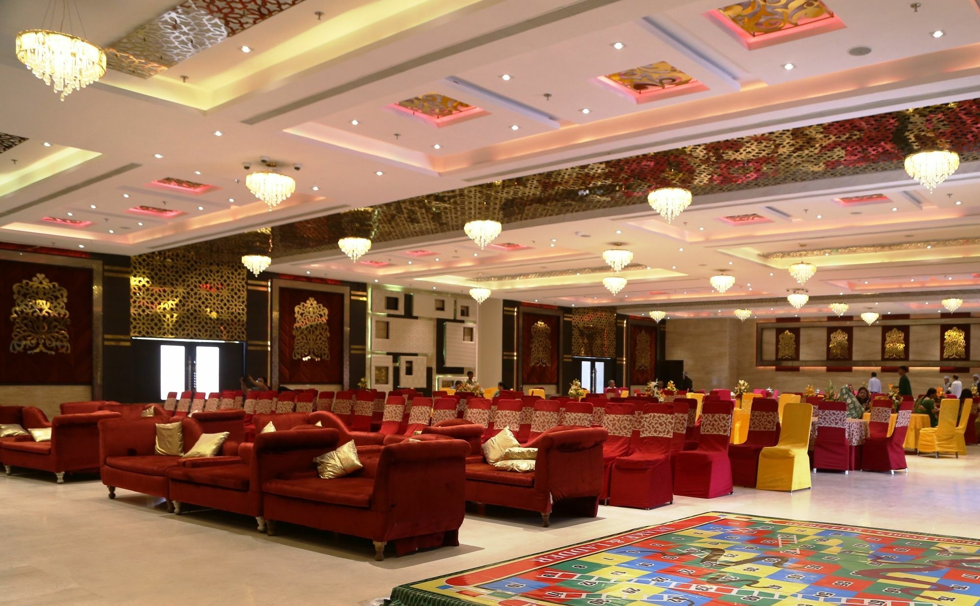 Hotel Kasturi Orchid Pāl Zewnętrze zdjęcie