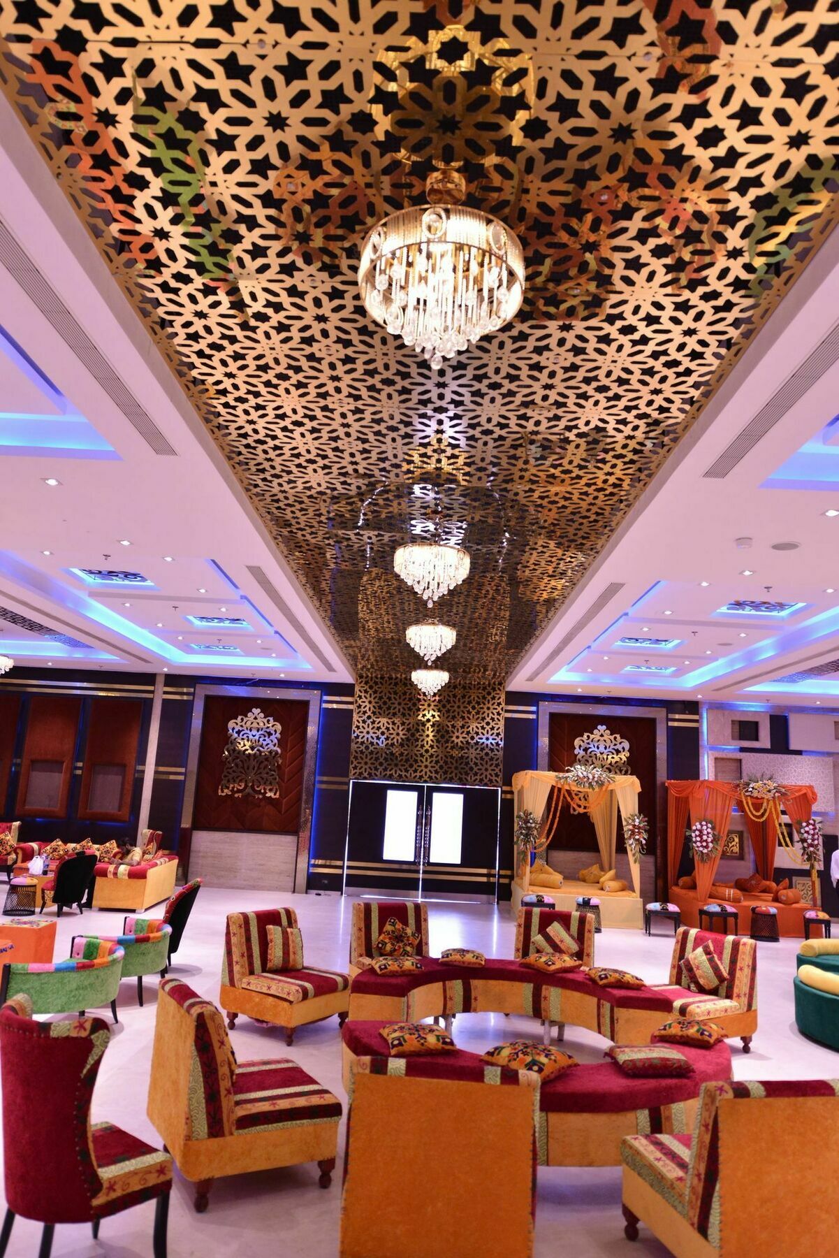Hotel Kasturi Orchid Pāl Zewnętrze zdjęcie