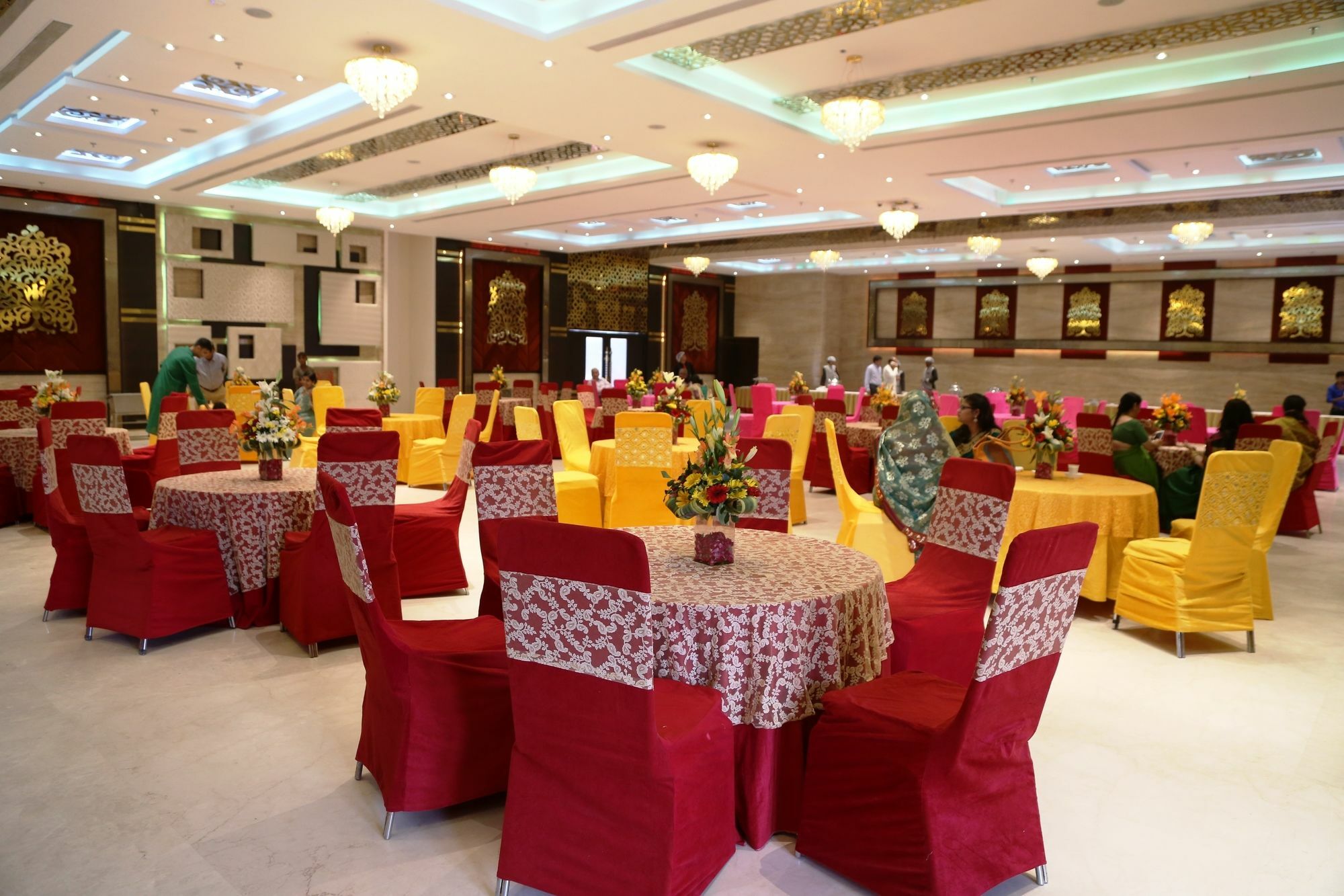 Hotel Kasturi Orchid Pāl Zewnętrze zdjęcie